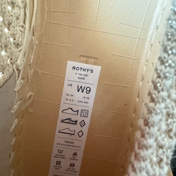Rothy’s. The espadrille in beige metallic. Size 9. - Picture 5 of 5